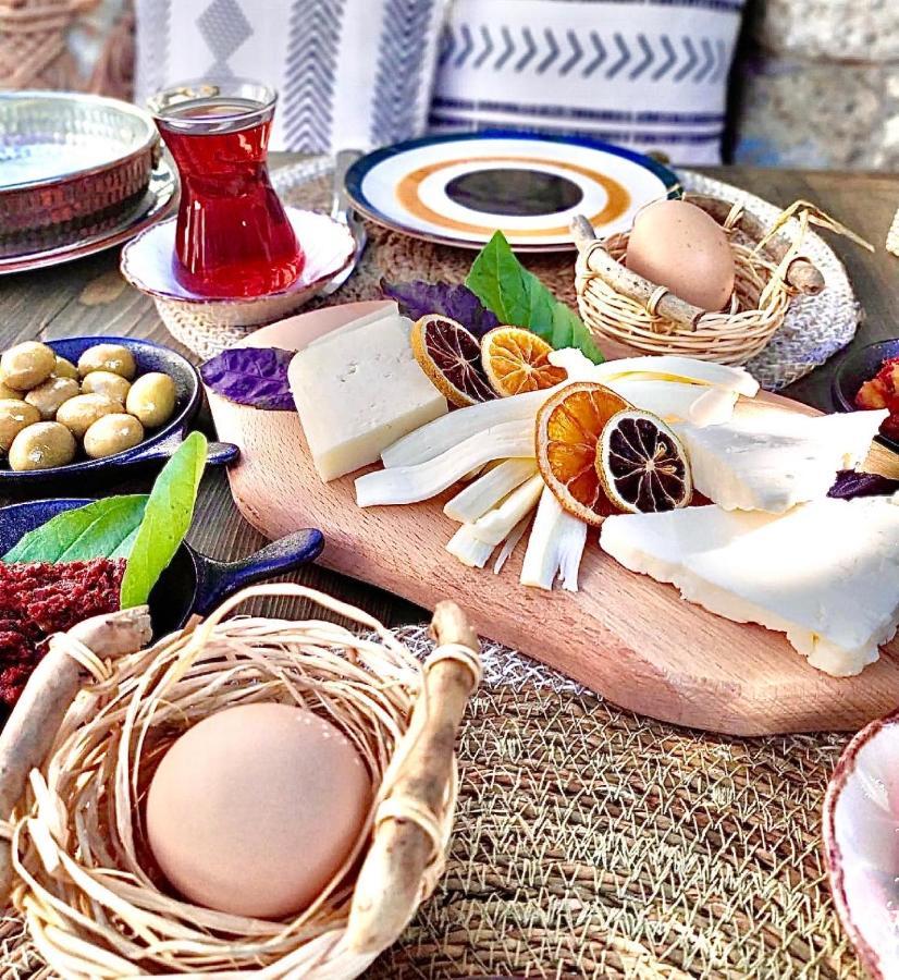 Morisi Avlu Otel Alaçatı