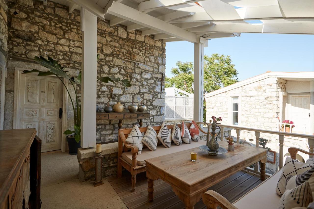 Morisi Avlu Otel Alaçatı
